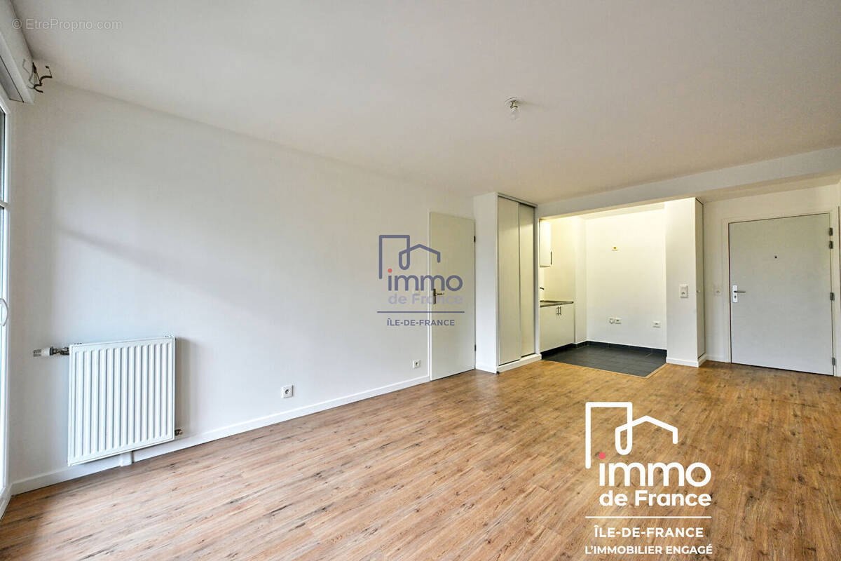 Appartement à VAUREAL