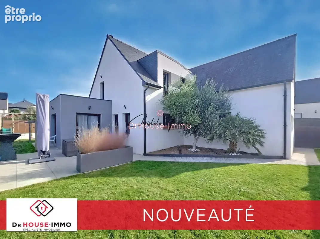 Maison à FOUGERES
