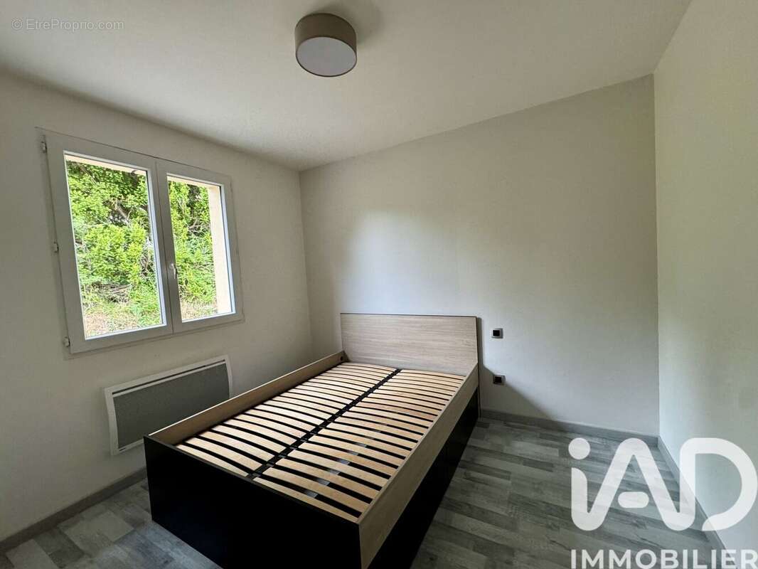 Photo 8 - Maison à ROULLET-SAINT-ESTEPHE