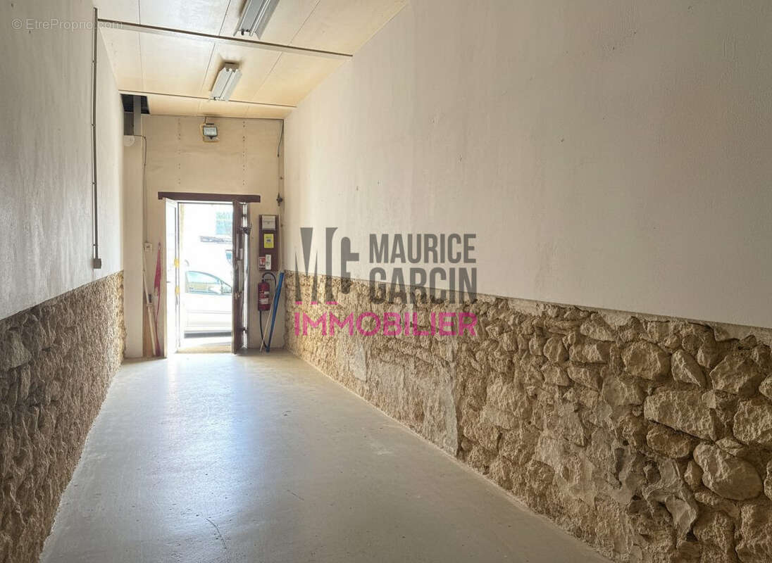 Commerce 83 m² à Cavaillon  - photo 7