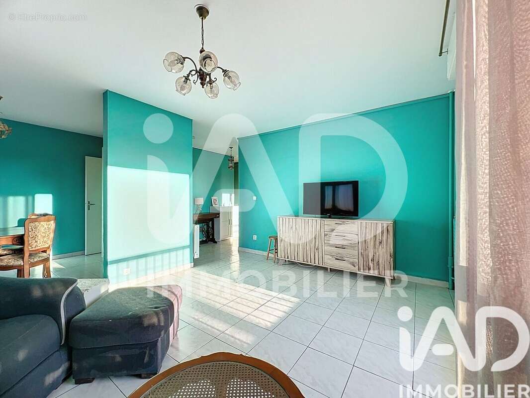 Photo 3 - Appartement à MARSEILLE-10E