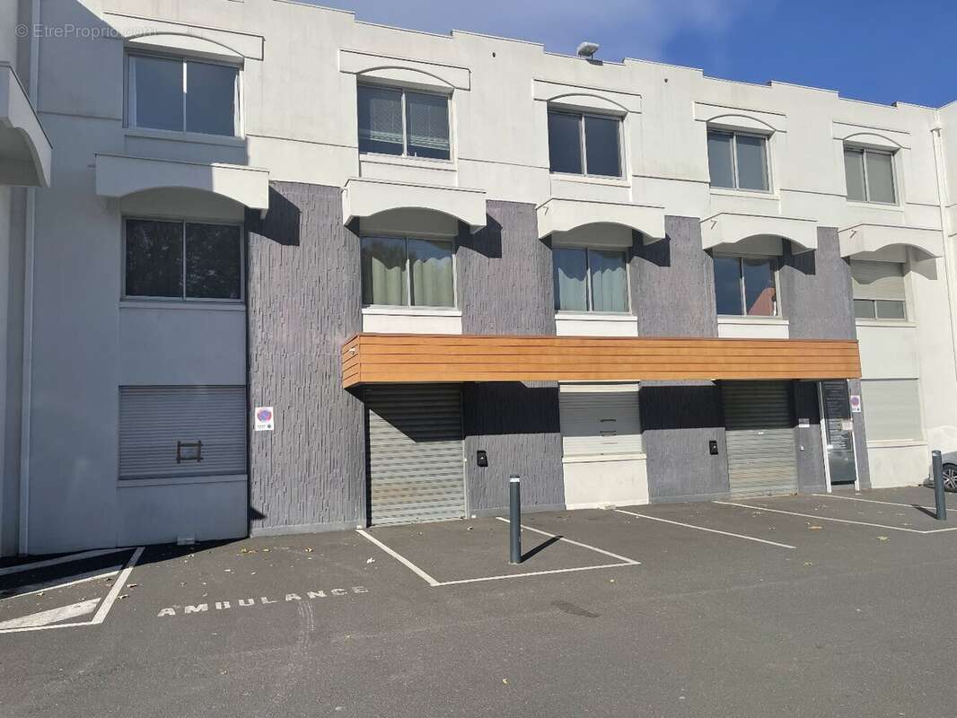 Commerce à BEZIERS