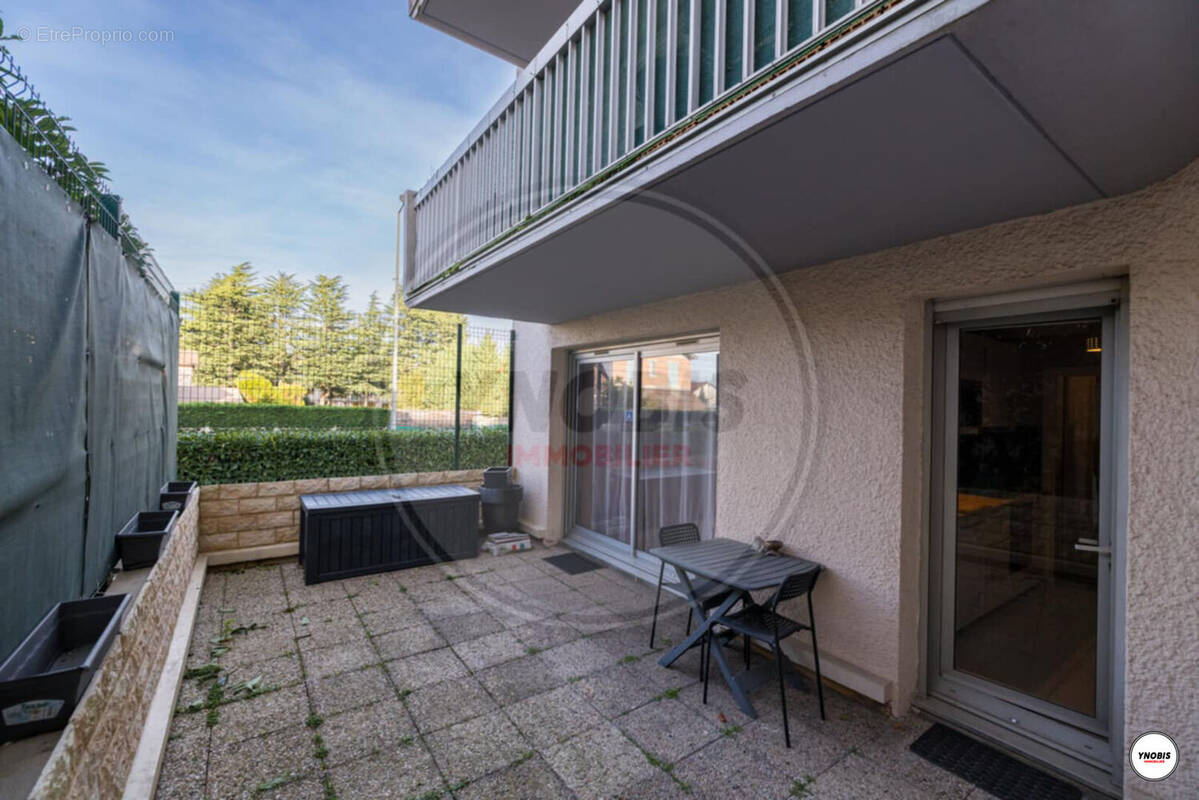 Appartement à LES MUREAUX