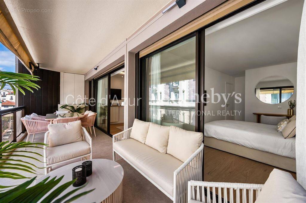 Appartement à CANNES