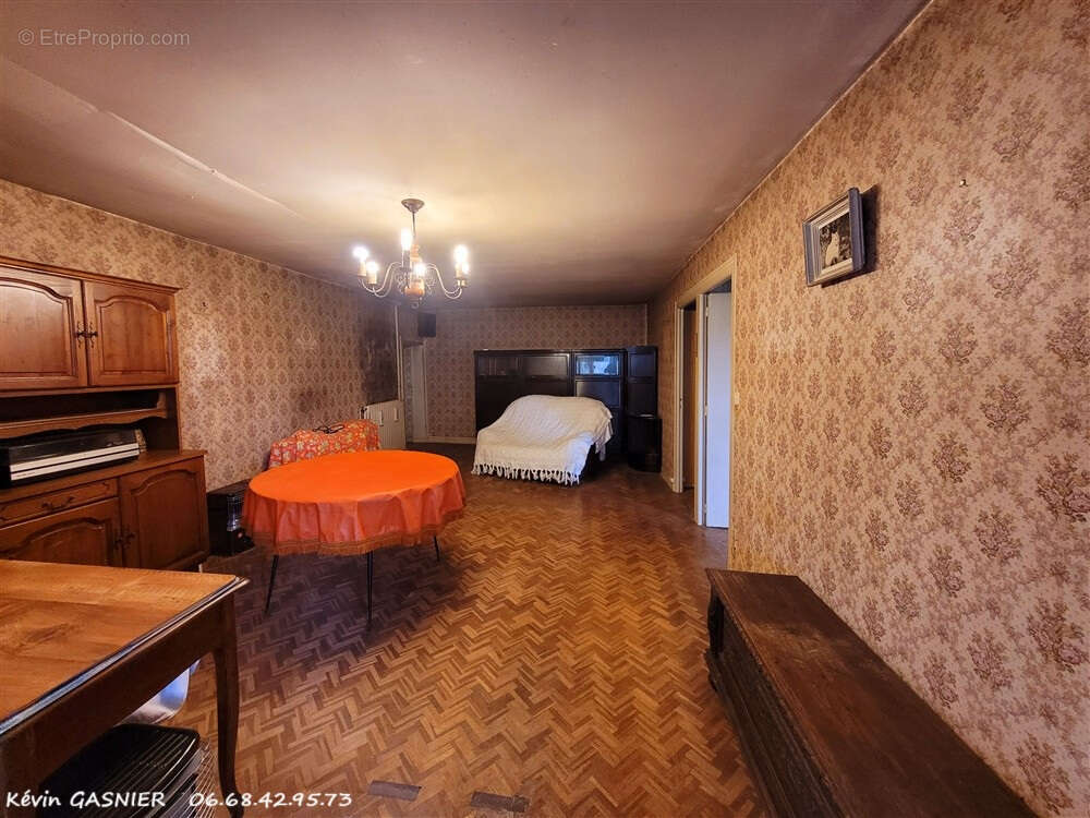 Maison à BRIE