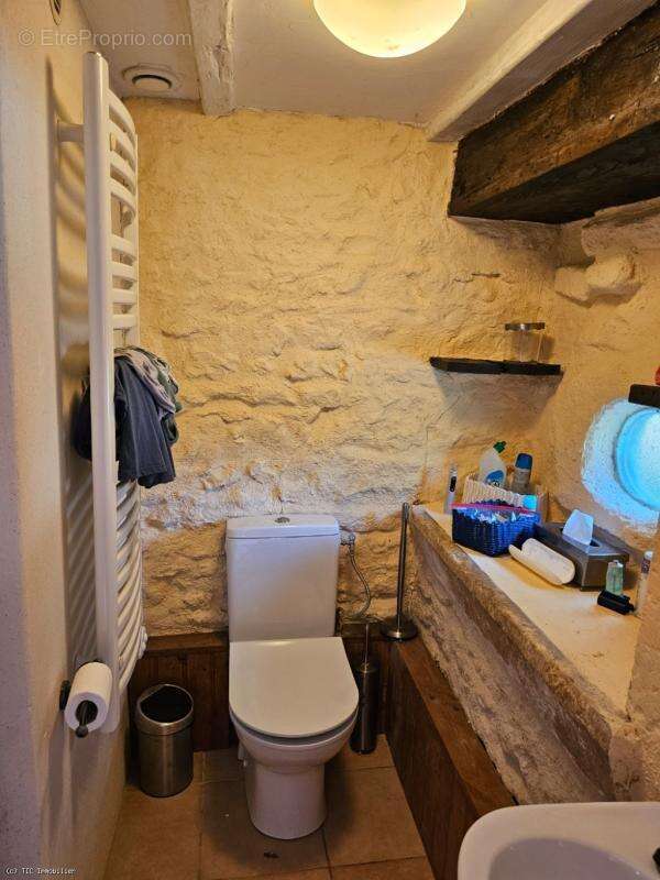 Maison à CHAMPAGNE-MOUTON