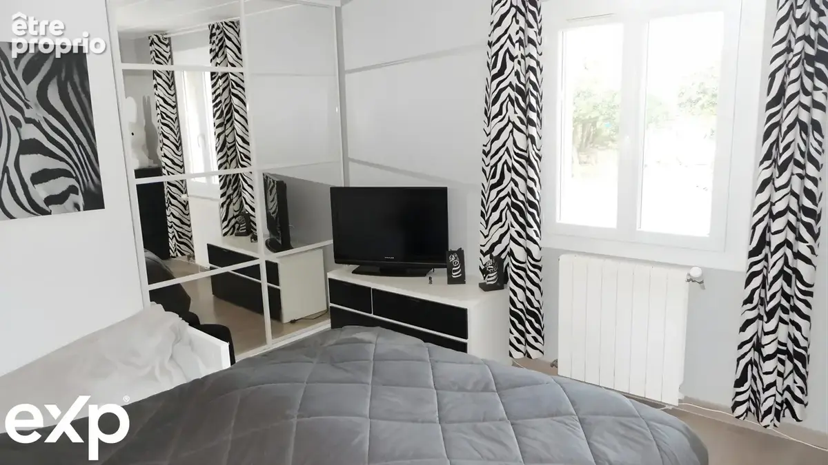 Maison 152 m² à Rougiers  - photo 9