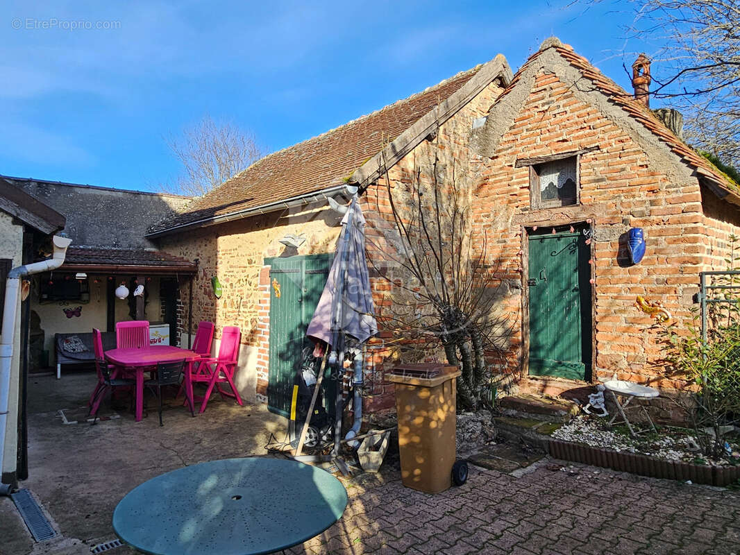 Maison à SAINT-LEON