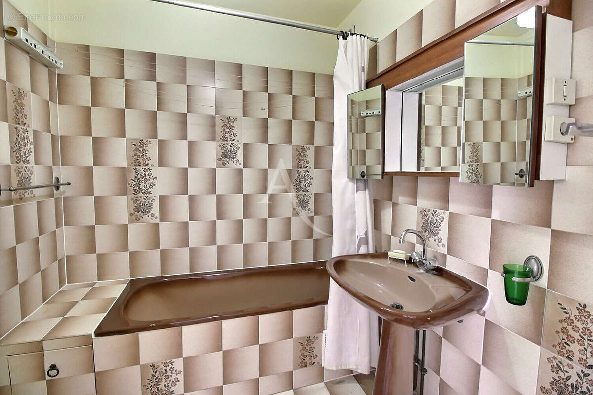 Appartement à THIAIS