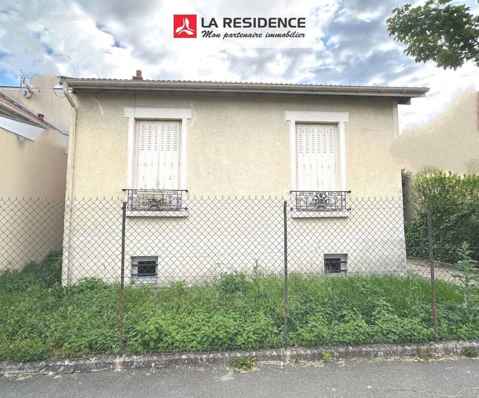 Maison à STAINS
