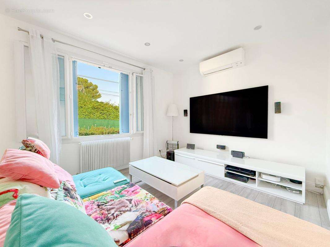 Maison à CAGNES-SUR-MER