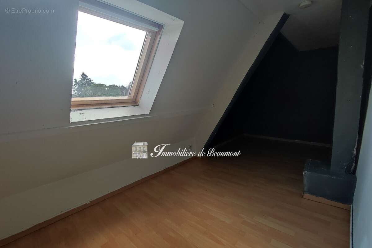 Maison 120 m² à Beaumont-Le-Roger  - photo 6