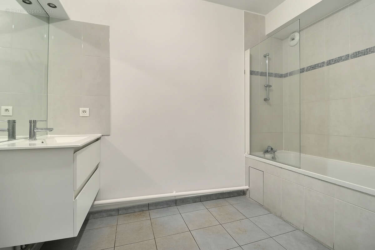 Appartement à SAINT-DENIS