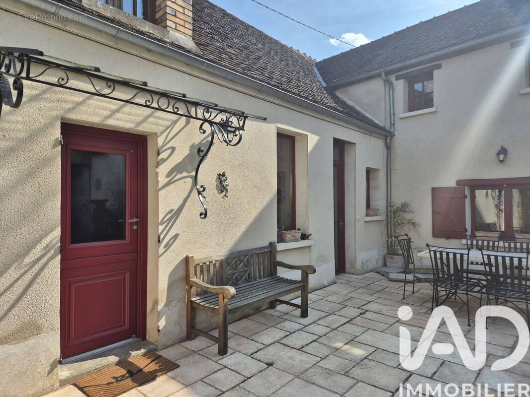 Photo 1 - Maison à CHAMPIGNY