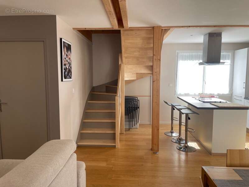 Maison récente 70 m² — Le Mont-Dore (Massif du Sancy) — 2 chambres — terrasse (22  m²)— grand garage (44 m²) - photo 7