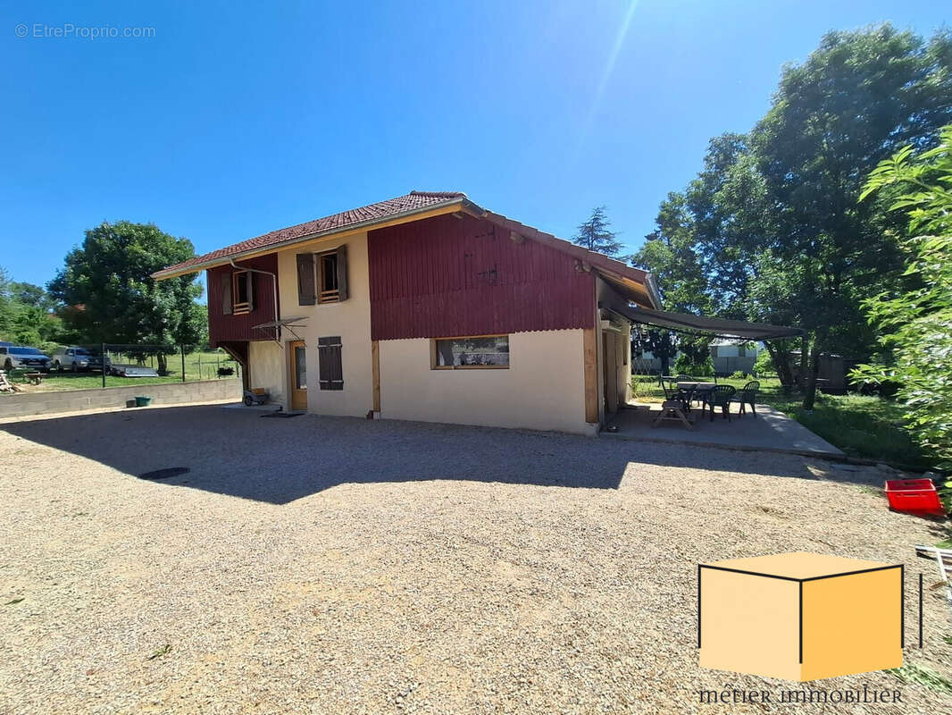 Maison 90 m² à Ruffieu  - photo 2