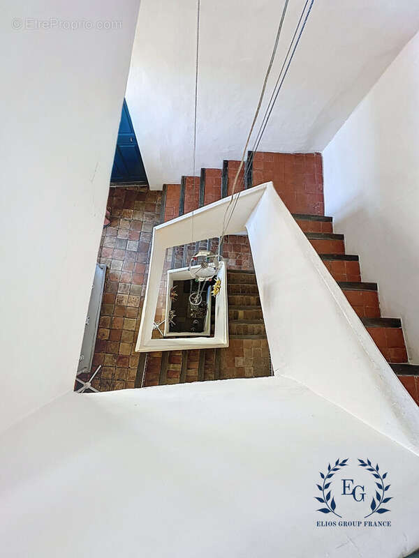 Maison à BESSE-SUR-ISSOLE