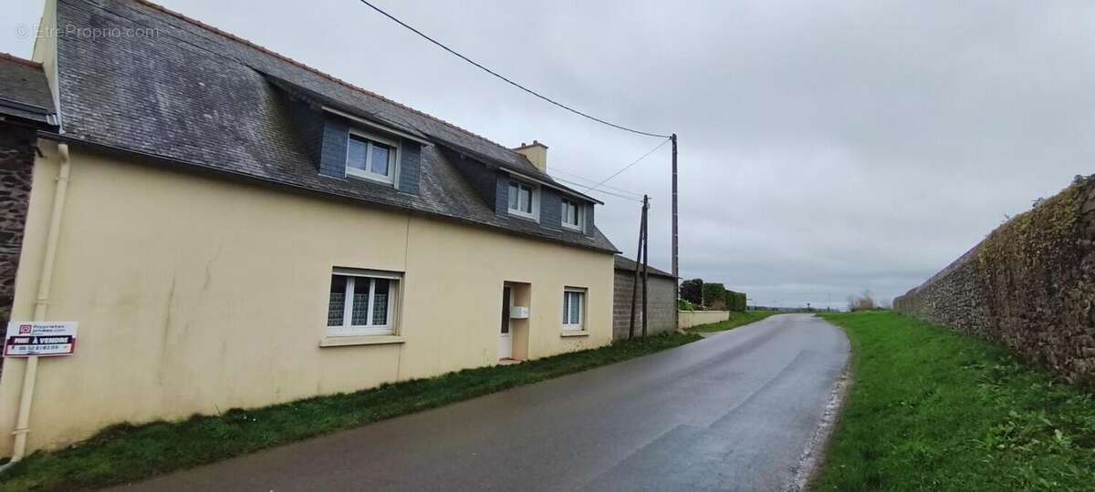 Maison à ETABLES-SUR-MER