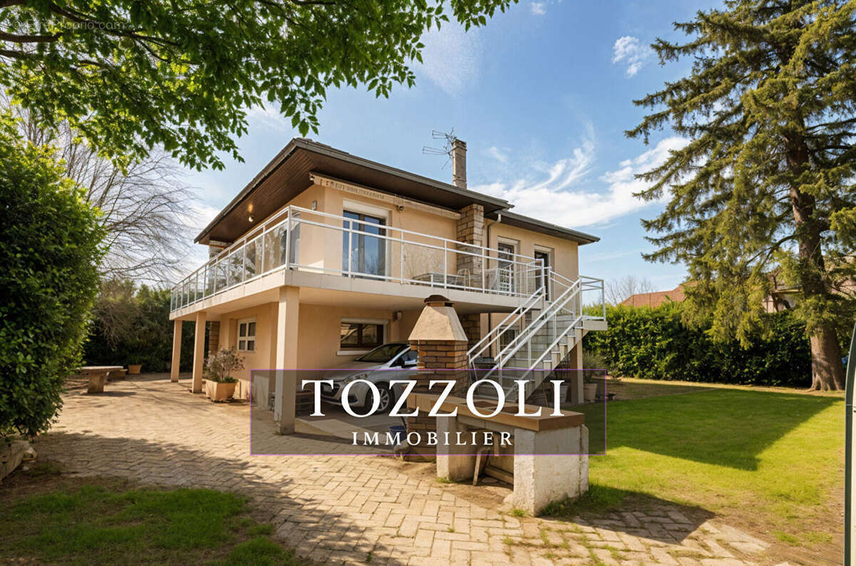 Maison à SAINT-QUENTIN-FALLAVIER