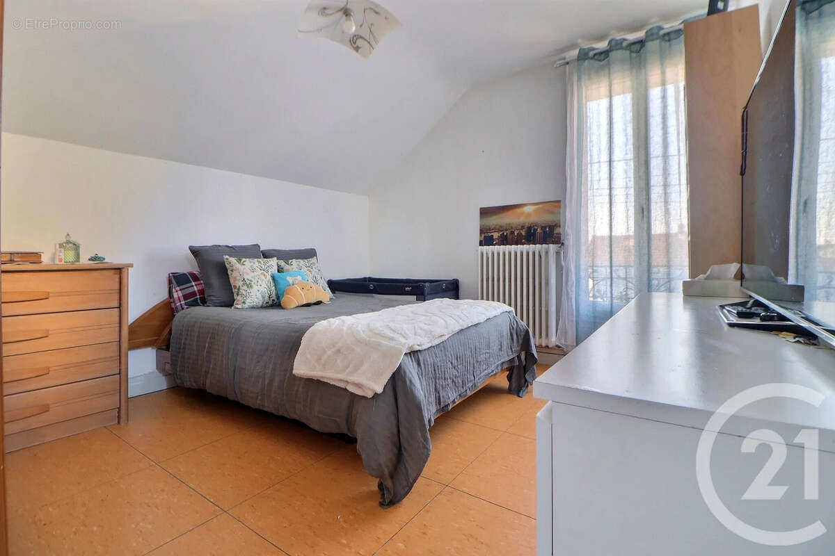 Maison à AULNAY-SOUS-BOIS