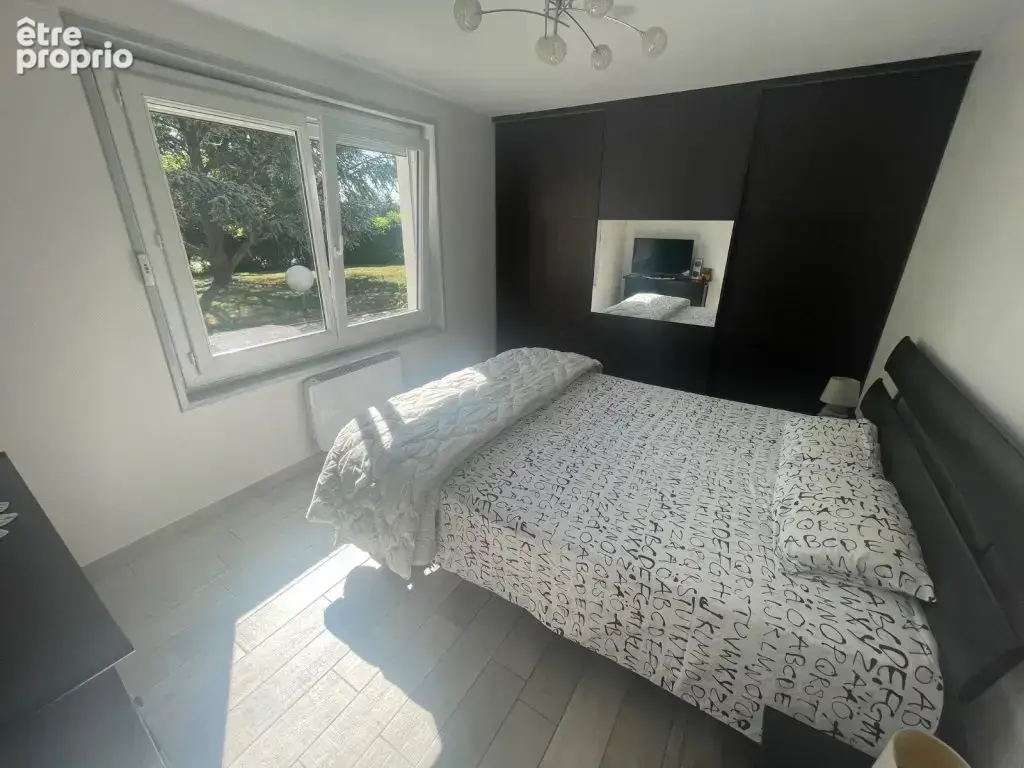 Précieux - Villa de 204.86 m² terrain de 2200 m² - photo 8