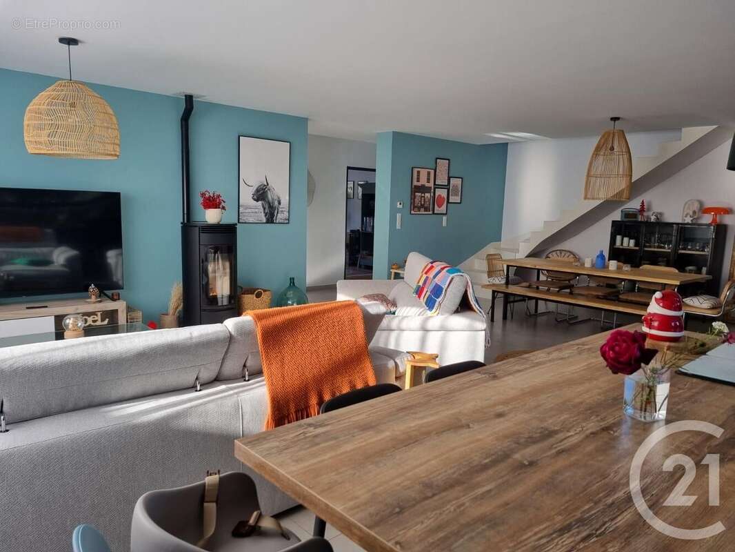 Maison à LAROQUE-DES-ALBERES