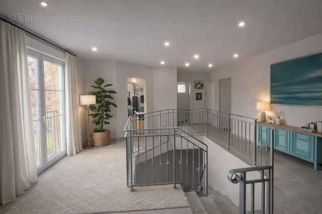 Maison à JOUY-AUX-ARCHES