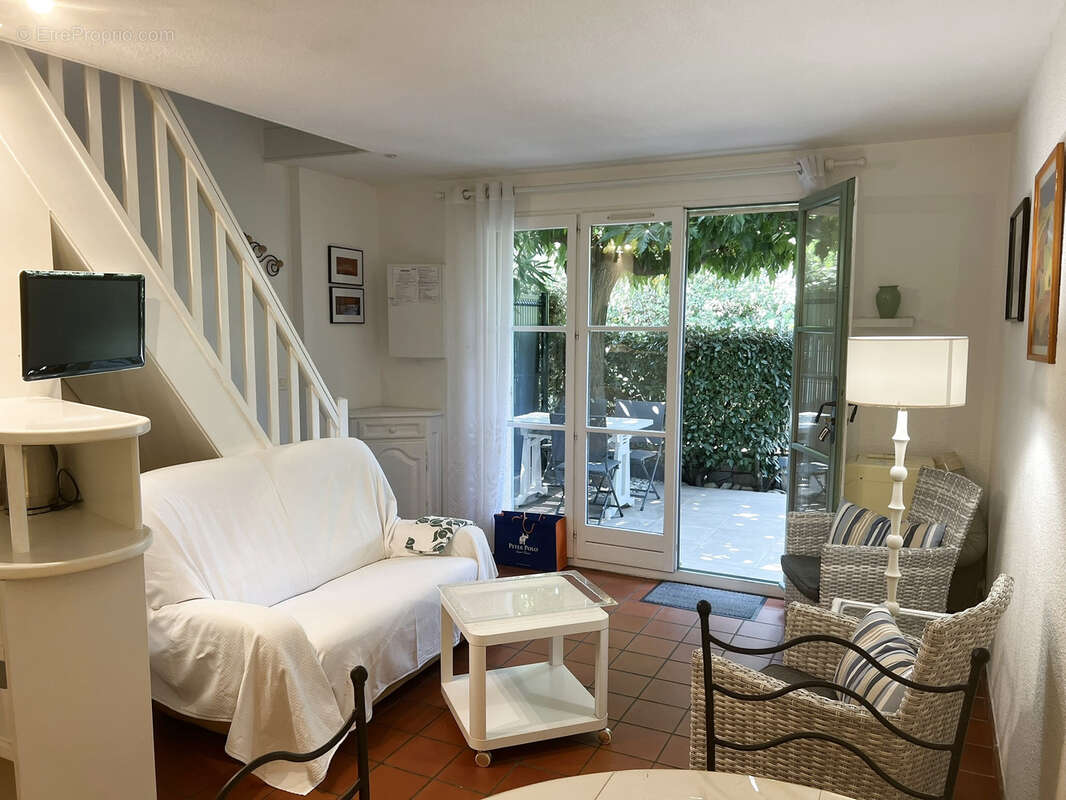 Joli mazet avec jardin dans residence avec piscine - photo 5