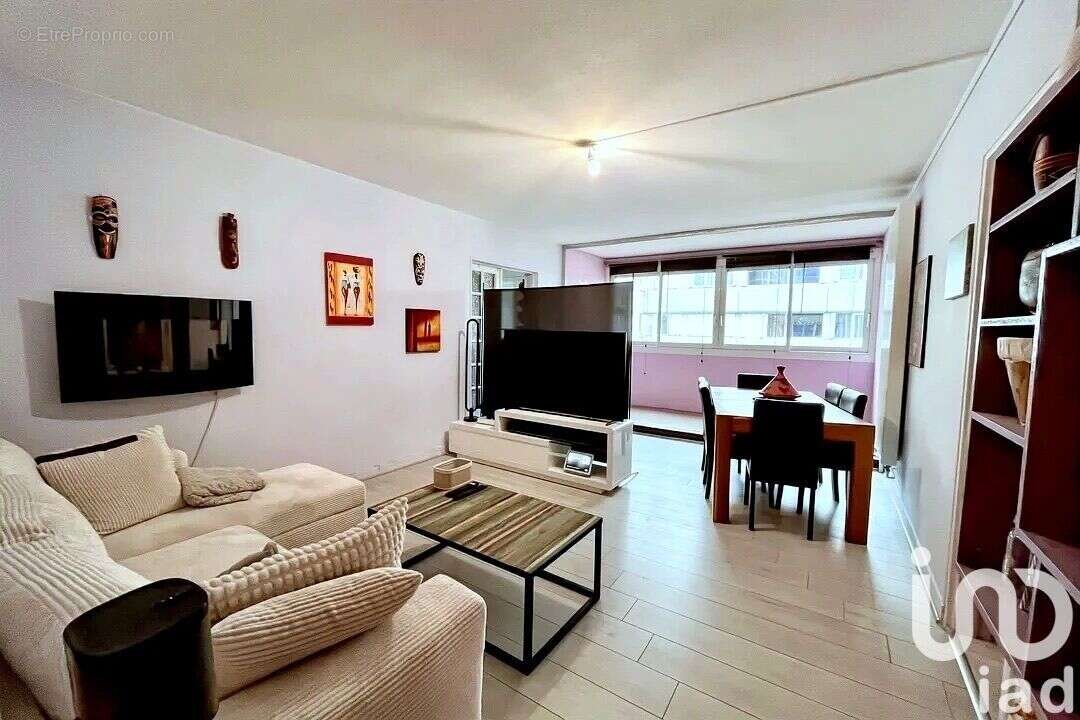 Photo 3 - Appartement à SAVIGNY-LE-TEMPLE
