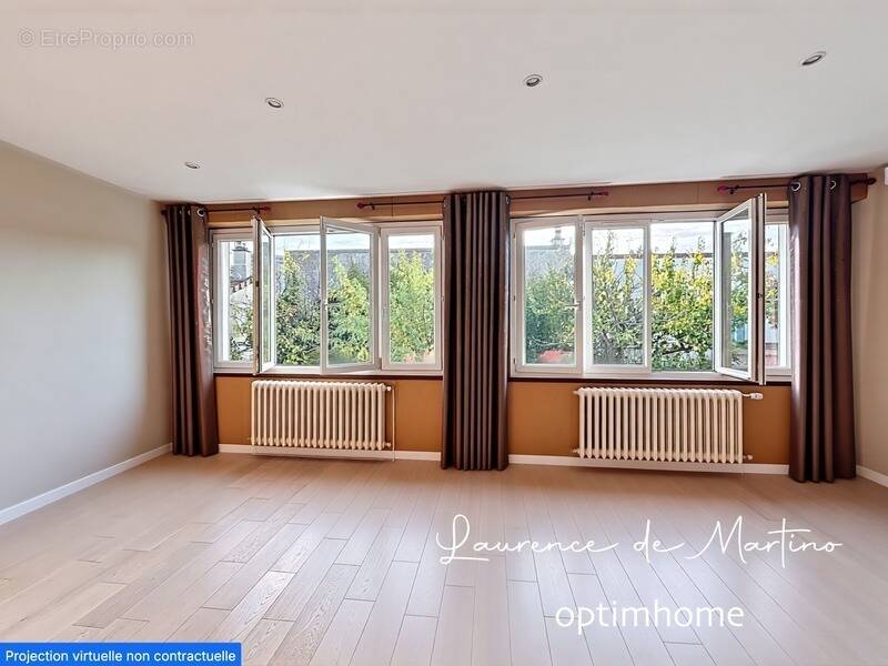 Maison à NANTERRE