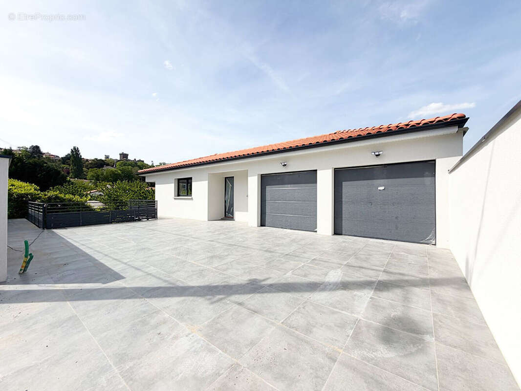 Villa 7 pièces de 261,53 - photo 2