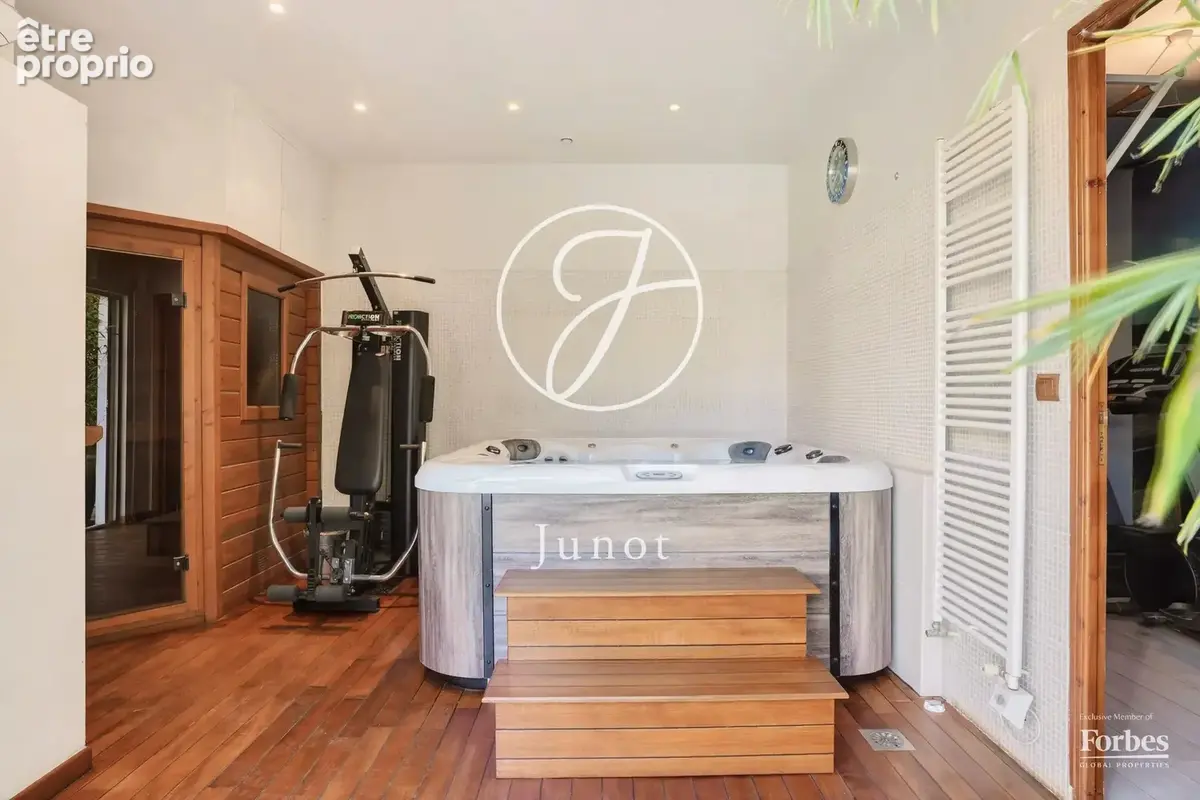 Croissy-sur-Seine - CENTRE - Maison - 5 chambres - 372 m² au sol - Terrain 1000 m². - photo 20