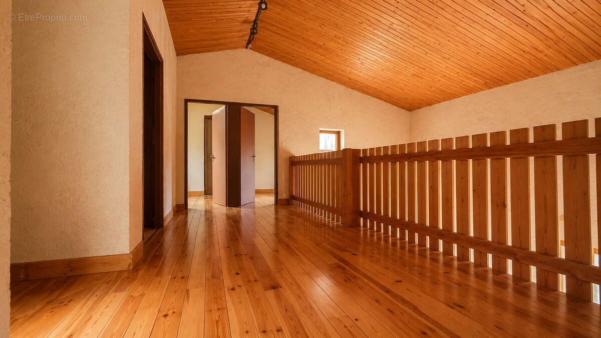 Maison à CHABRELOCHE