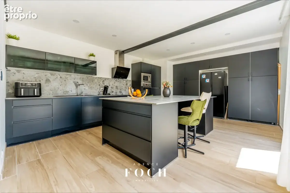 Maison 340 m² à Neuves-Maisons  - photo 3