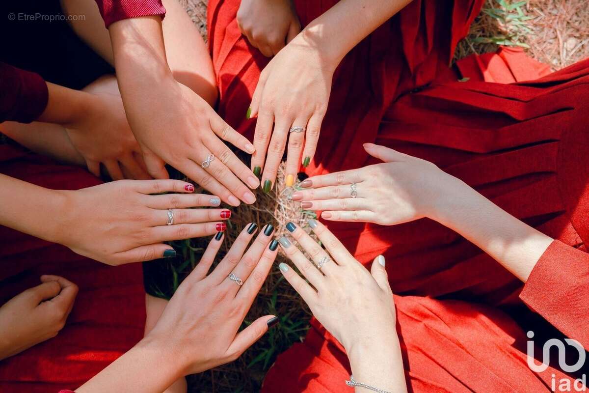 Photo 2 - Commerce à MONDEVILLE