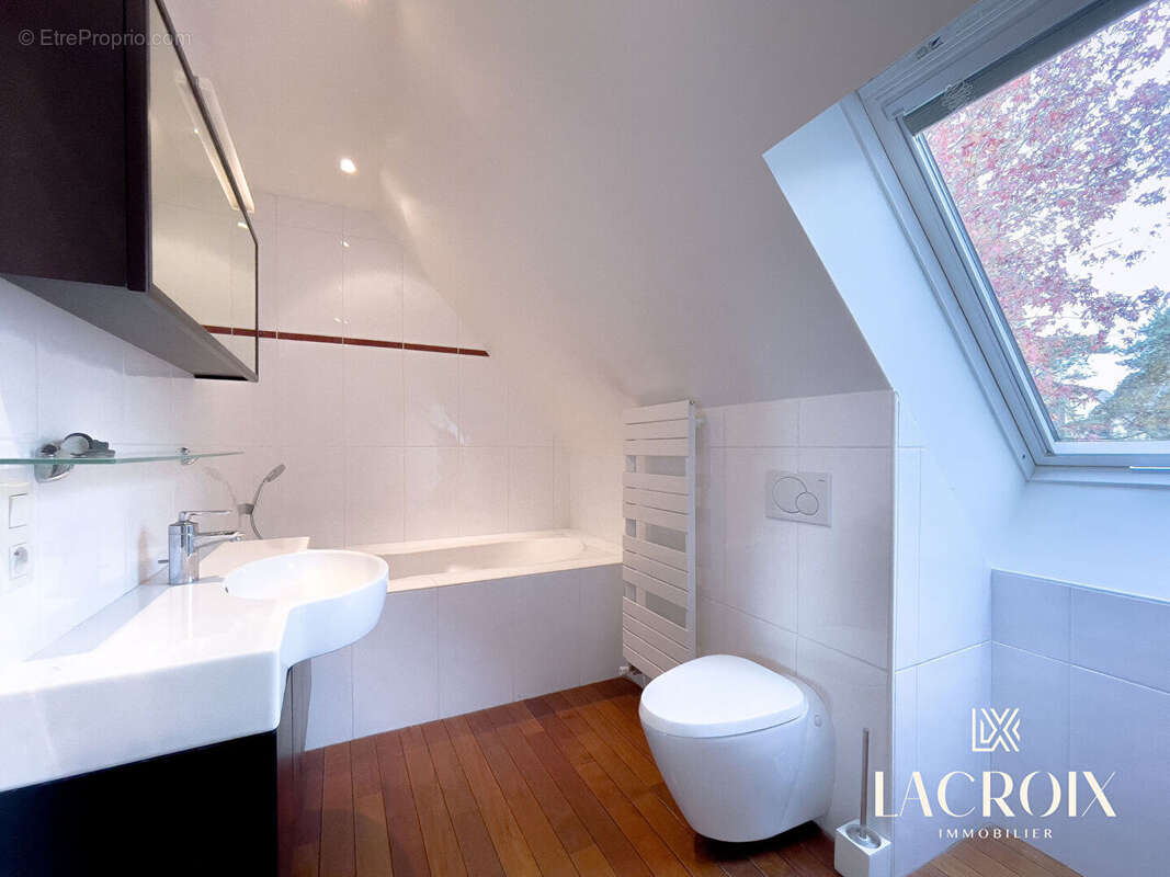 A vendre - maison 7 pièces - la chapelle des fougeretz - photo 12