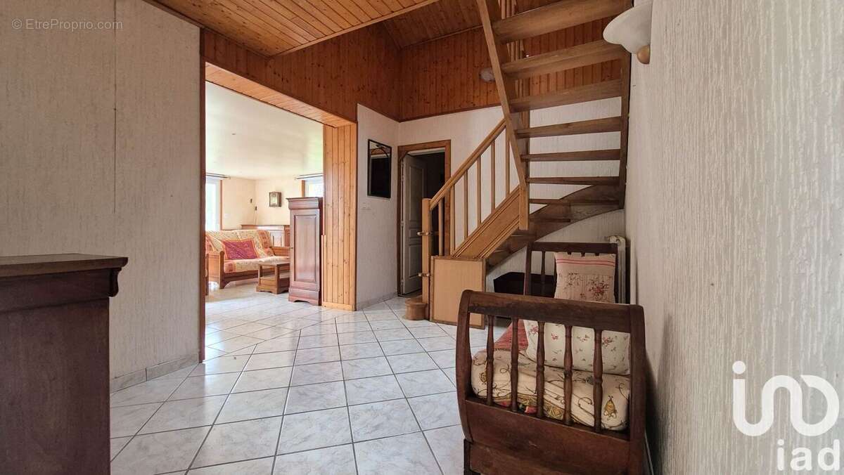 Maison 145 m² à Senergues  - photo 5