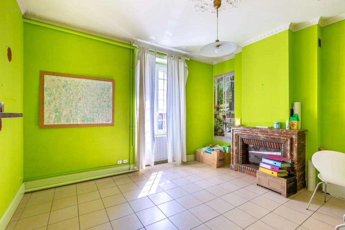 Charmante maison Bourgeoise de 8 pièces de 251 m² avec annexes - photo 12
