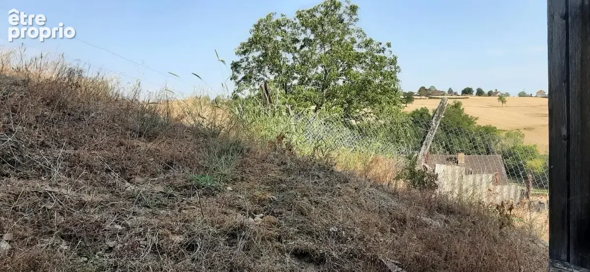Fermette a rénover avec ses dépendances, sur 2,7 ha de terrain dans cadre bucolique - photo 19
