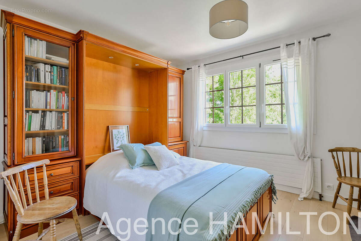 Maison familiale d'exception à l'Etang-La-Ville/ Marly-Le-Roi - photo 9