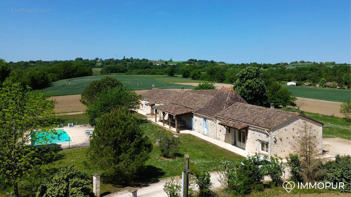 Maison à BOISSE