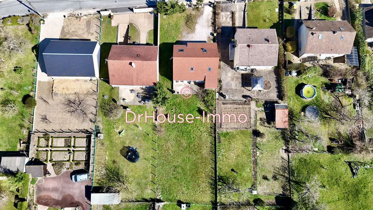 Maison à CORQUILLEROY