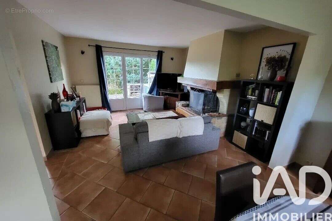 Maison 125 m² à Bourneville  - photo 2