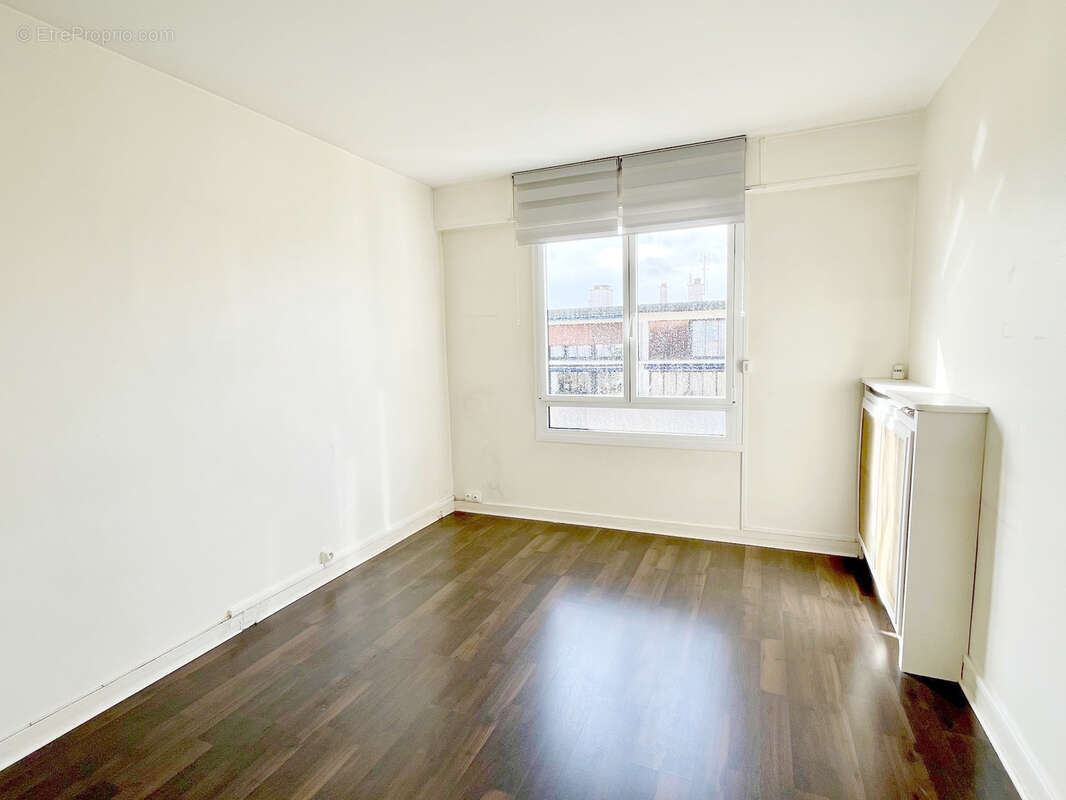 Appartement à SAINT-MAUR-DES-FOSSES