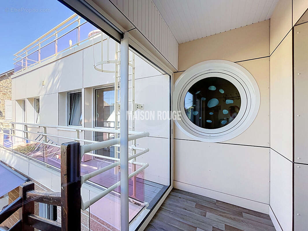 Immeuble d'exception avec roof-top, trois appartements au coeur du val-andre - photo 14