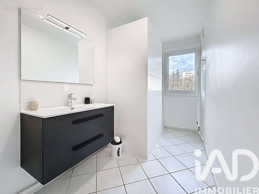 Photo 6 - Appartement à SAINTE-FOY-LES-LYON