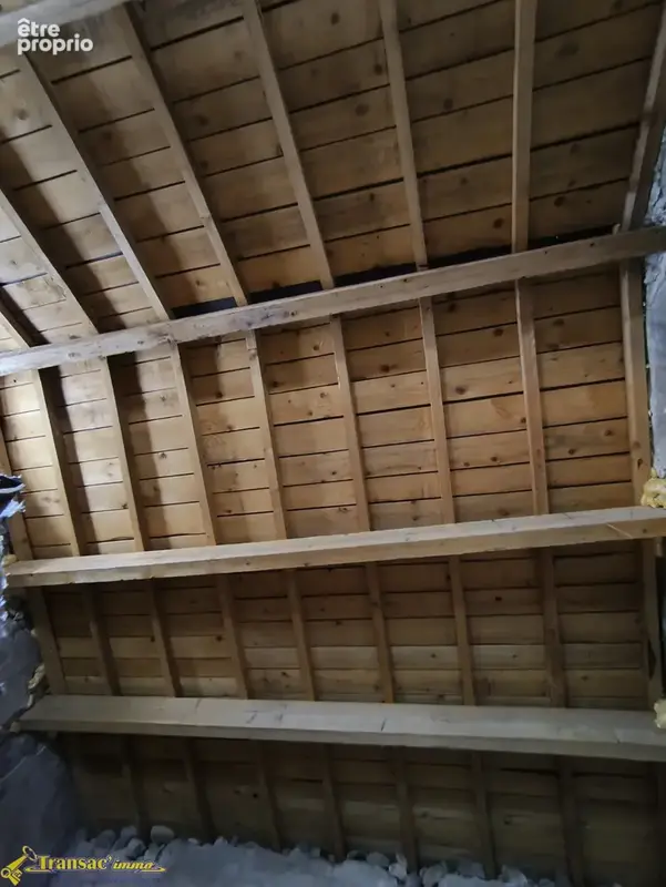À Lezoux, maison type F5 avec terrain et dépendance attenante. - photo 13