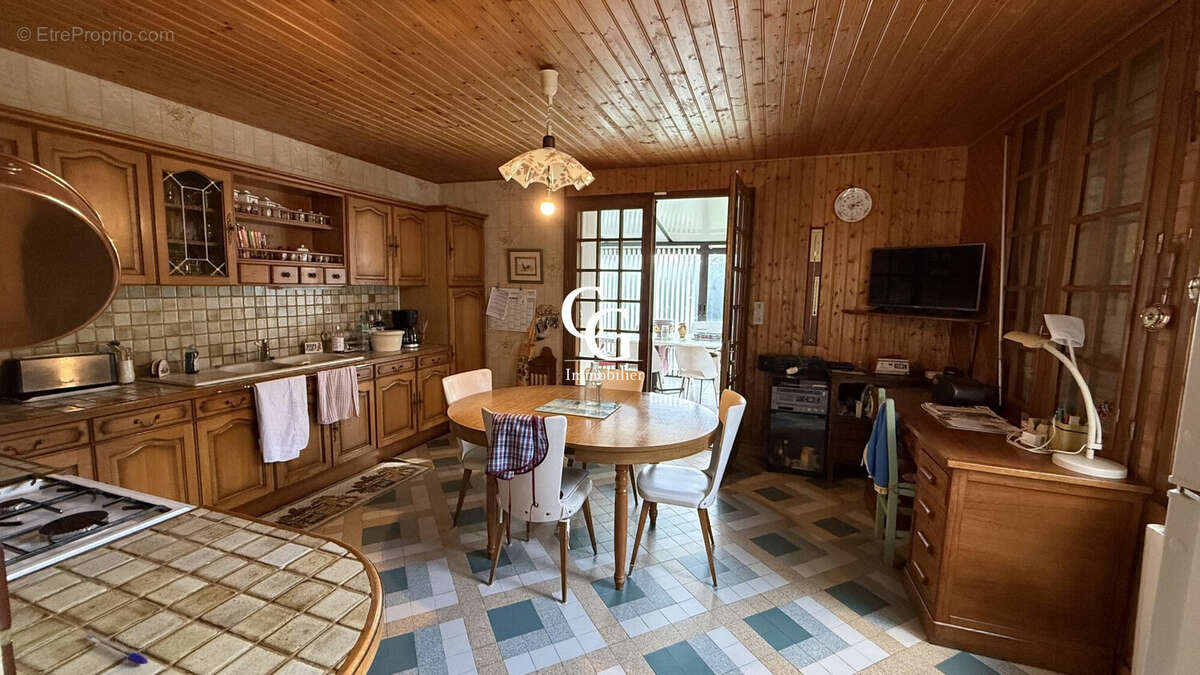 Maison à VIEILLEVIGNE