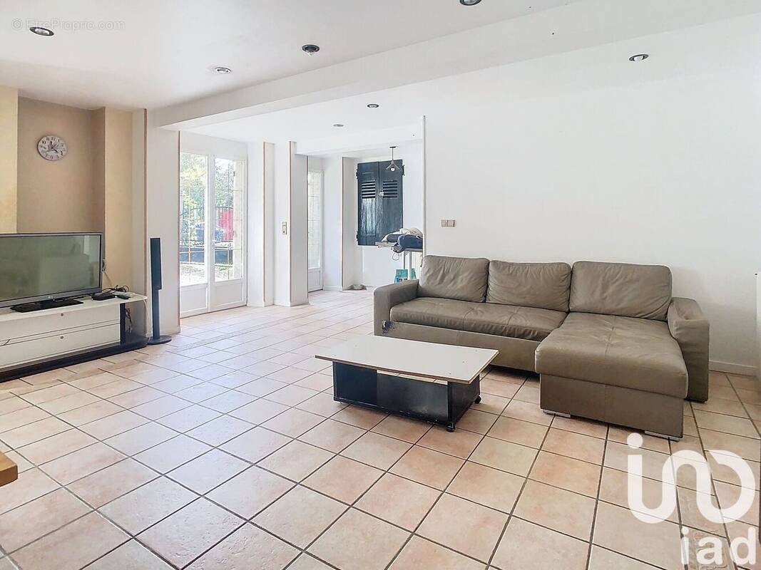 Photo 1 - Maison à CHAMPLOST