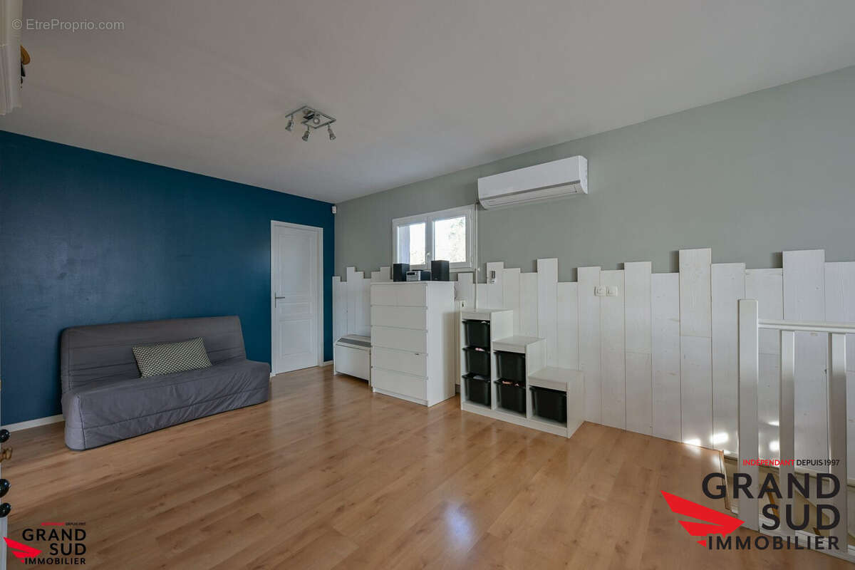 Maison 168 m² à Leognan  - photo 6